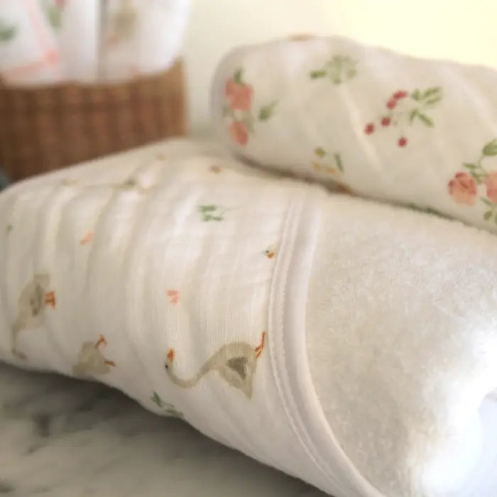 Essentials cotton muslin hooded towels 2 pack -country floral