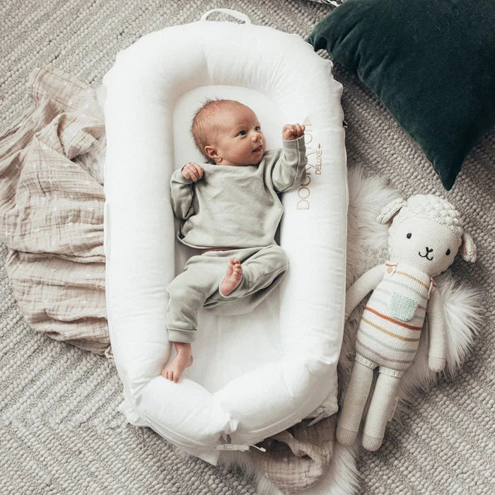 Deluxe+ Dock Prestine White - ( 0-8m )