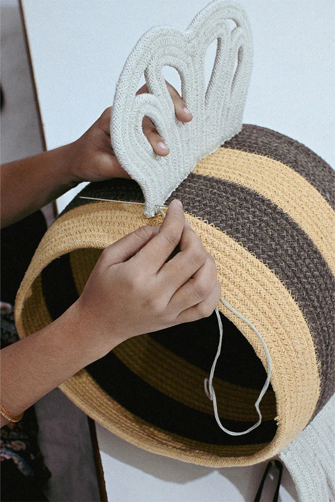 Basket Baby Bee