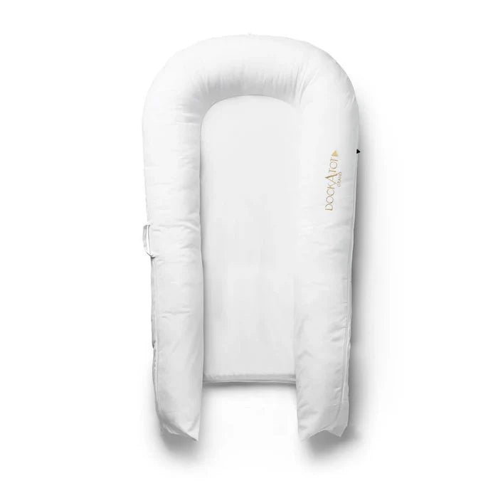 Deluxe+ Grand Dock - Pristine White ( 9-36m+ )