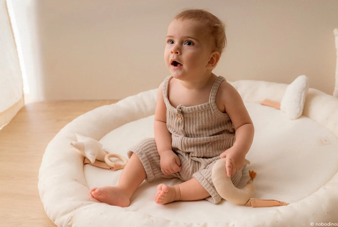 NOBODINOZ Growing Green Baby Activity Nest Sky Natural -  Atelier Yvette
